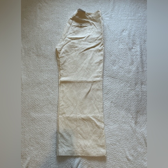 Elegant Cream Wide-Leg Trousers - Picture 3 of 4